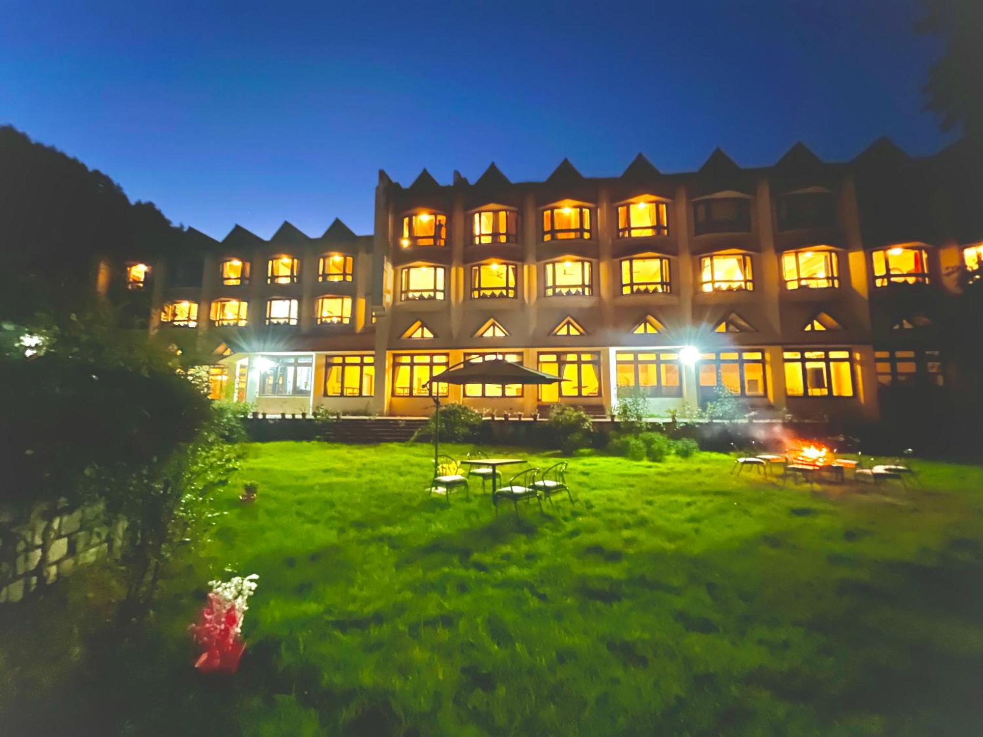 Ramayan Resort, In City Centre Manali By Ramanand Sagar Экстерьер фото
