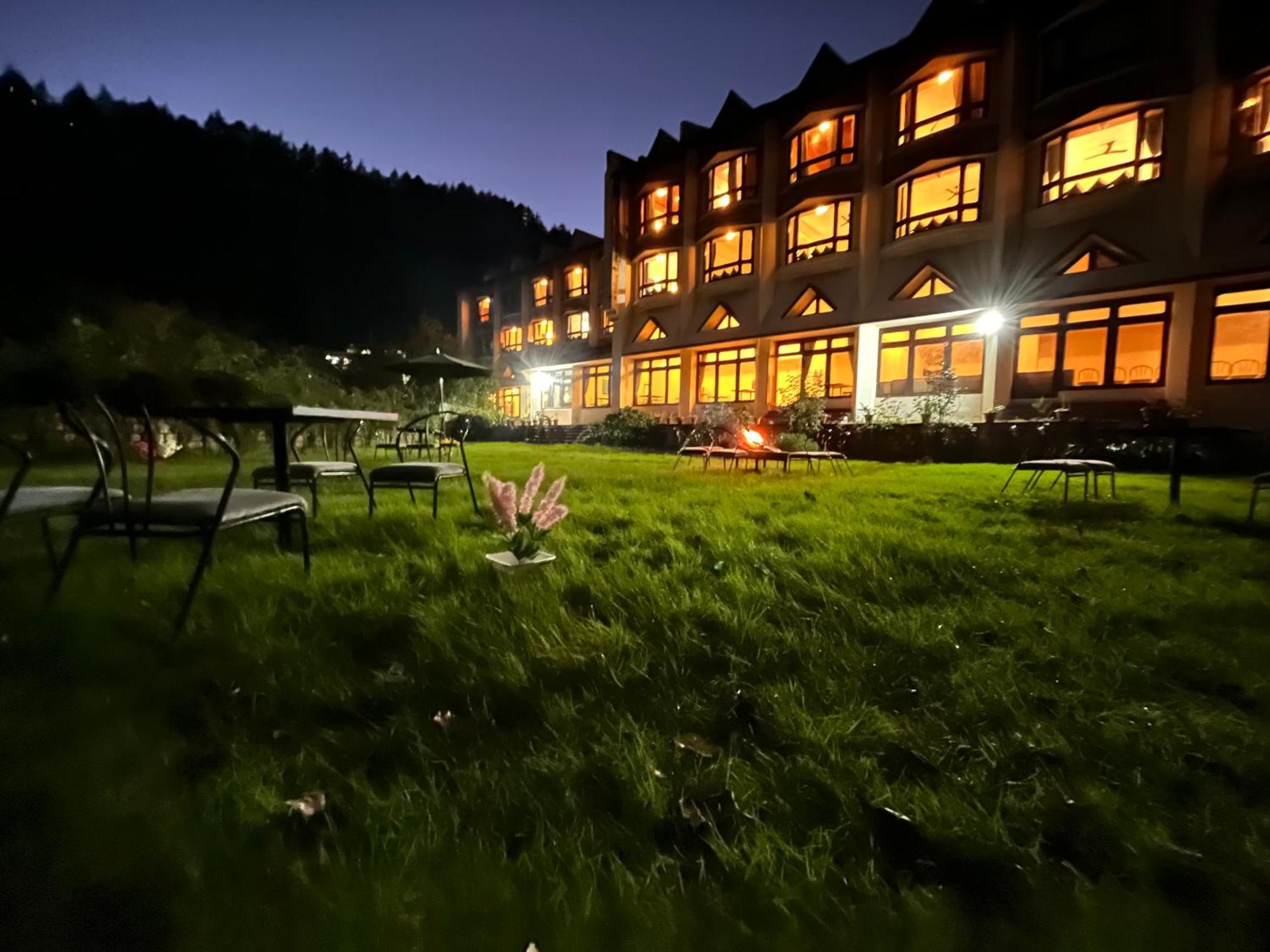 Ramayan Resort, In City Centre Manali By Ramanand Sagar Экстерьер фото